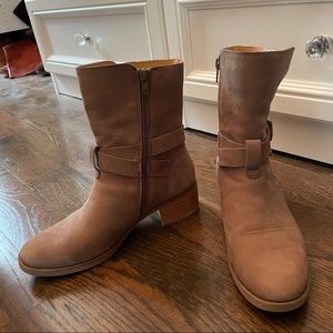 Korks leather vintage mid calf boots